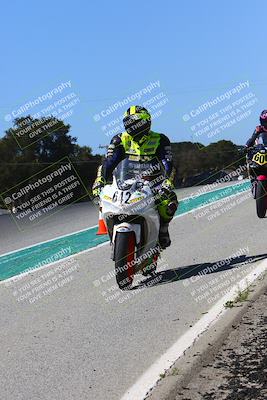 media/Jun-25-2022-CRA (Sat) [[66b8ee165f]]/Race 4 (Feel Like A Pro 400 GT)/Out Lap/